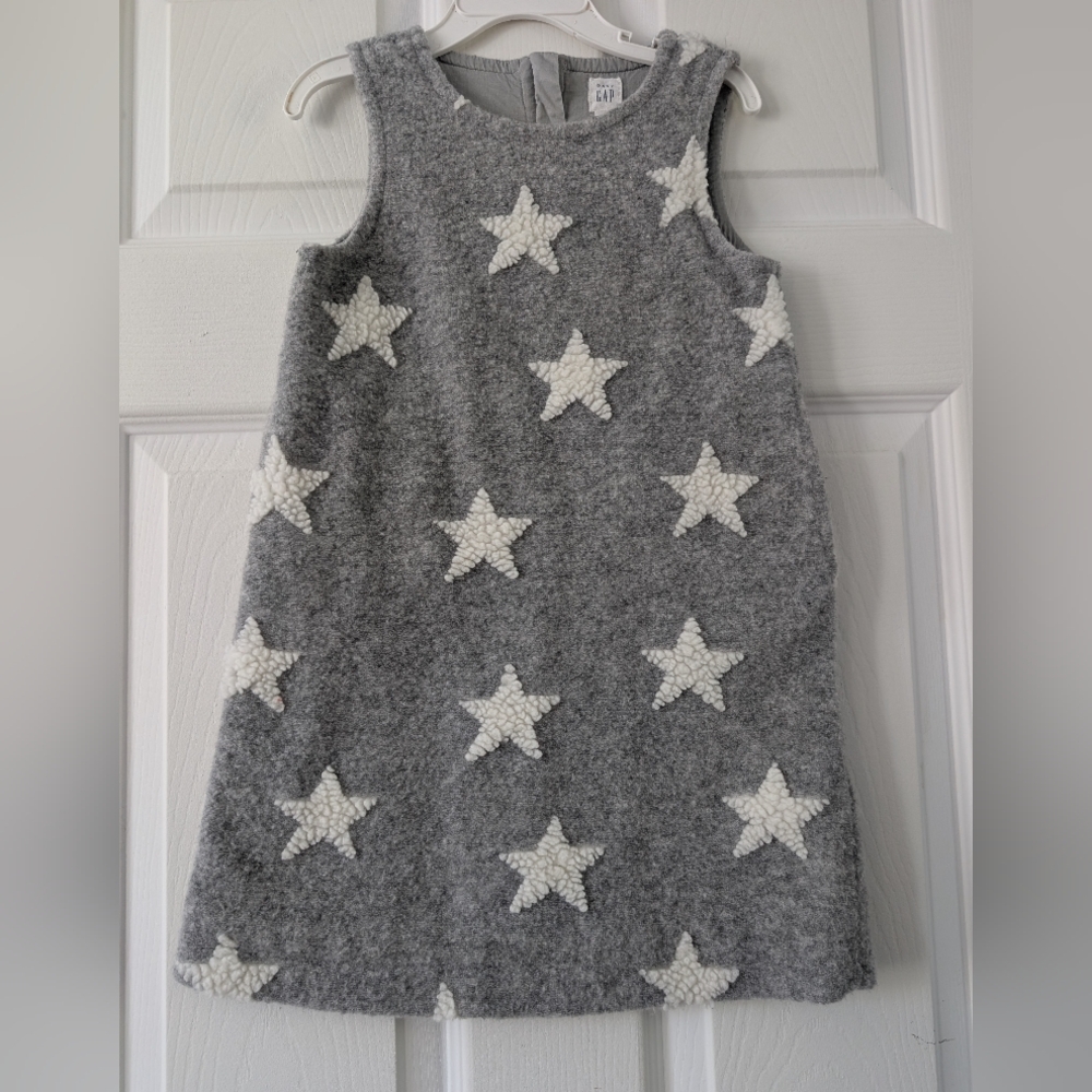 GAP children's dress, grey with white star design, Chell, size 5 years
